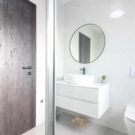 Villa Modern Maeni With Private Pool In Pula